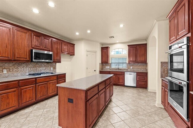 Building Photo - 2908 Arbor Ct