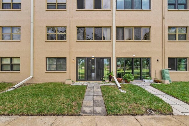 Building Photo - 4920 Locust St NE