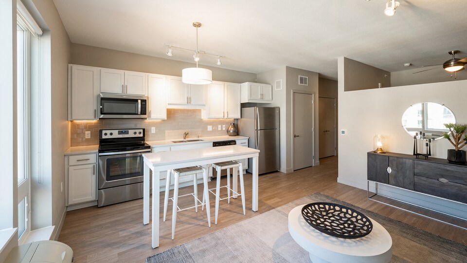 Arrive Loring Park 18 W 15th St Minneapolis MN 55403 Apartment Finder