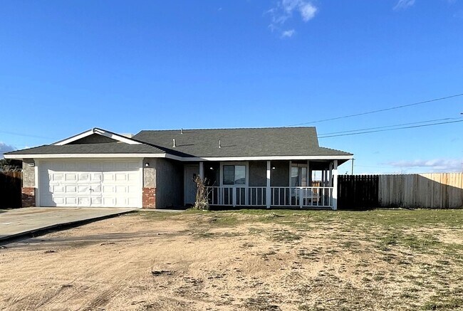 Building Photo - 8101 Jacaranda Ave