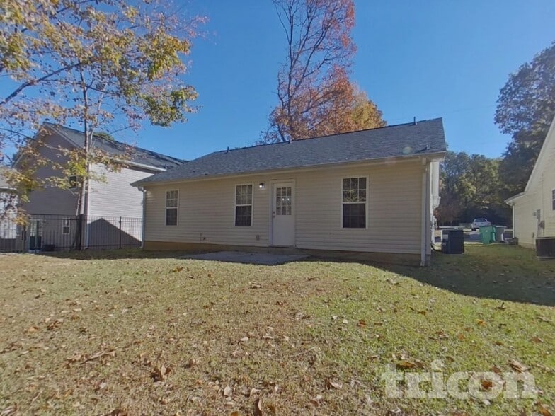 Building Photo - 6215 Rockwell Blvd W