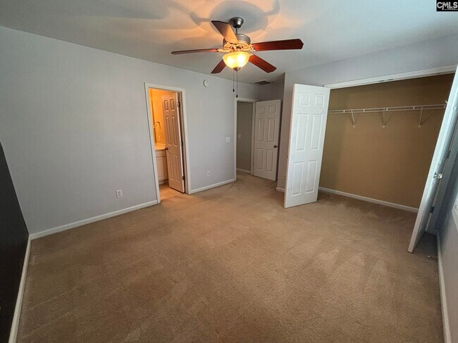 Building Photo - 739 Garden Forest Road