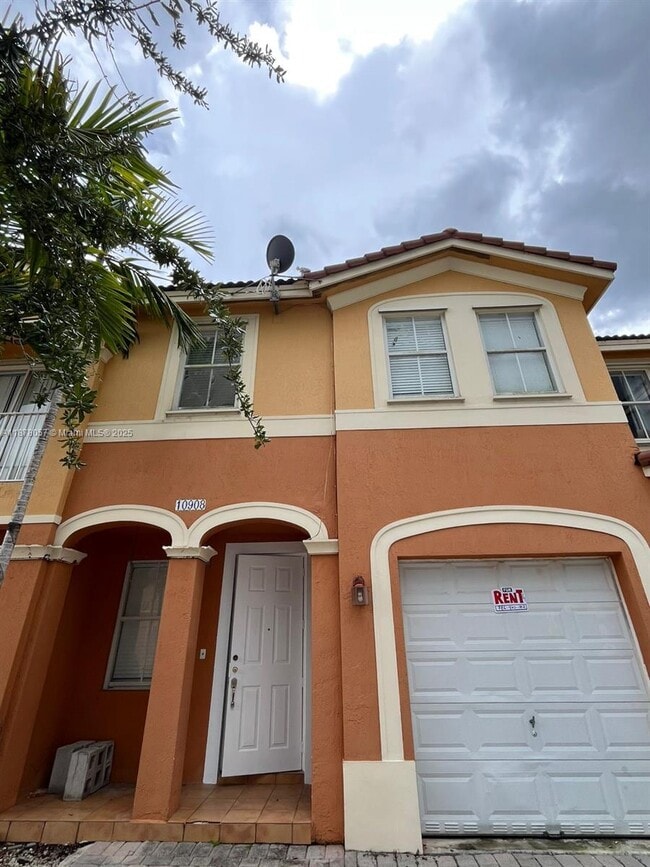 Primary Photo - 10908 SW 240 Ln