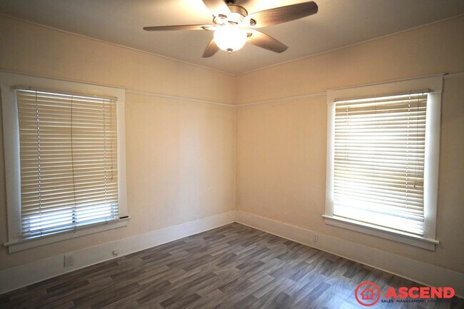 Building Photo - Charming 3BR/2BA Home in the Heart of Downtown Bakersfield