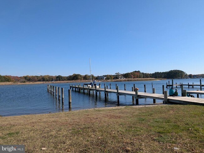 Building Photo - 965 Chester River Dr