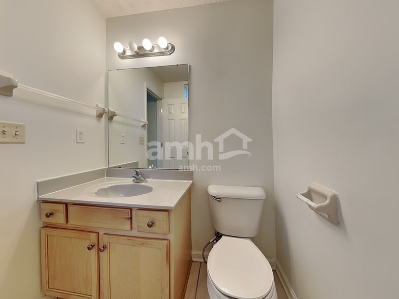 Building Photo - 6889 Show Boat Ln