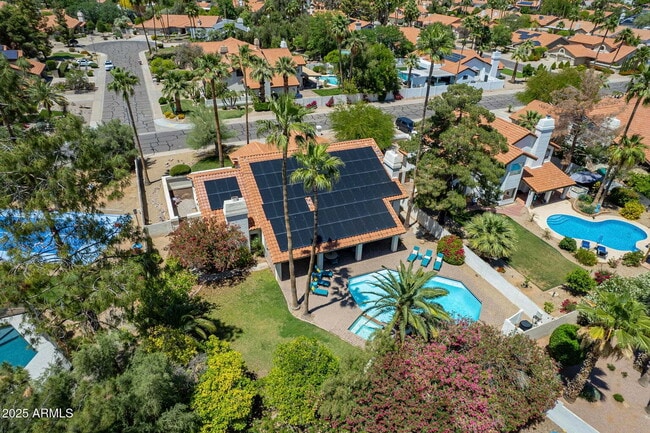Building Photo - Long Term Luxury Furnished Rental, also av...