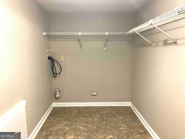 Building Photo - 4930 Muirwood Dr