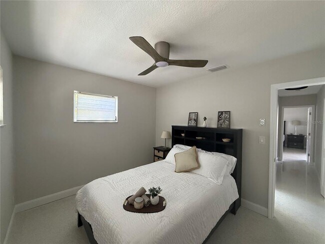 Building Photo - 6407 1st Palm Point