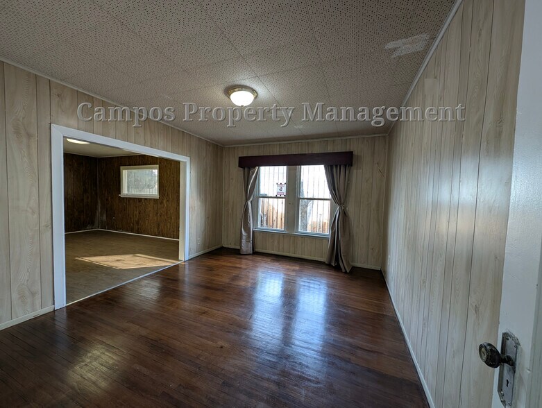 Building Photo - 2607 California Ave
