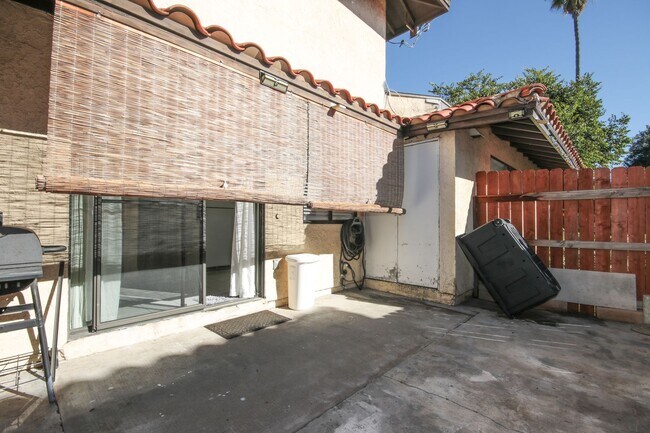 Building Photo - Stylish Corsican Village Retreat with Garage, Patio & Modern Convenience