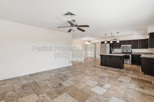 Building Photo - 1275 W Del Rio St