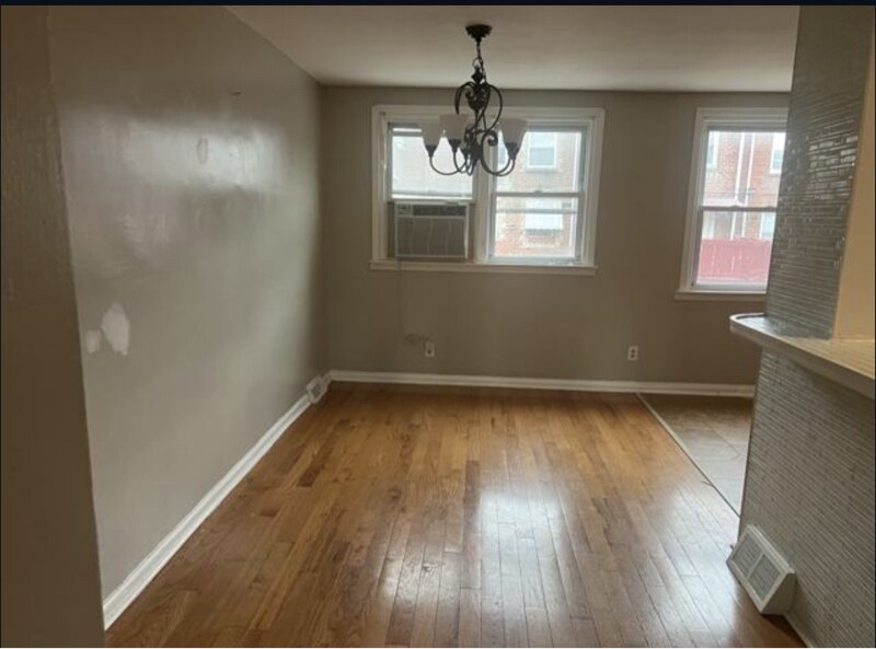 Building Photo - 4337 H St