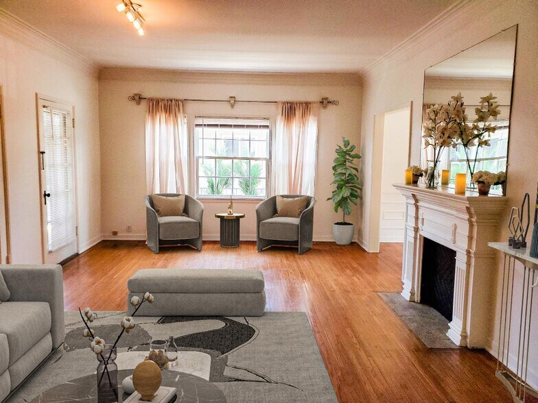 LIVING ROOM VIRTUAL STAGING - 6328 Orange St