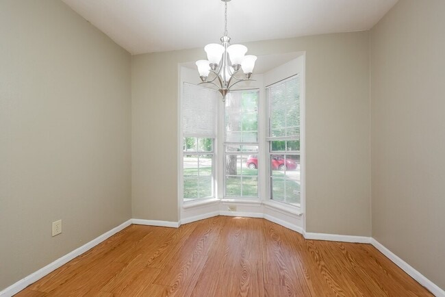 Building Photo - 23 Emery Cliff Pl