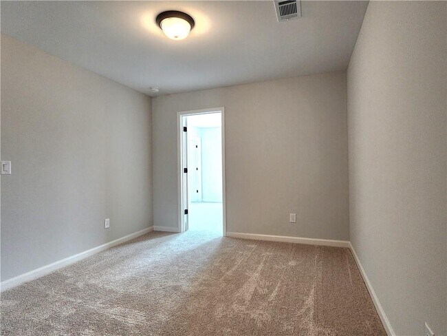 Building Photo - 848 Leraes Way