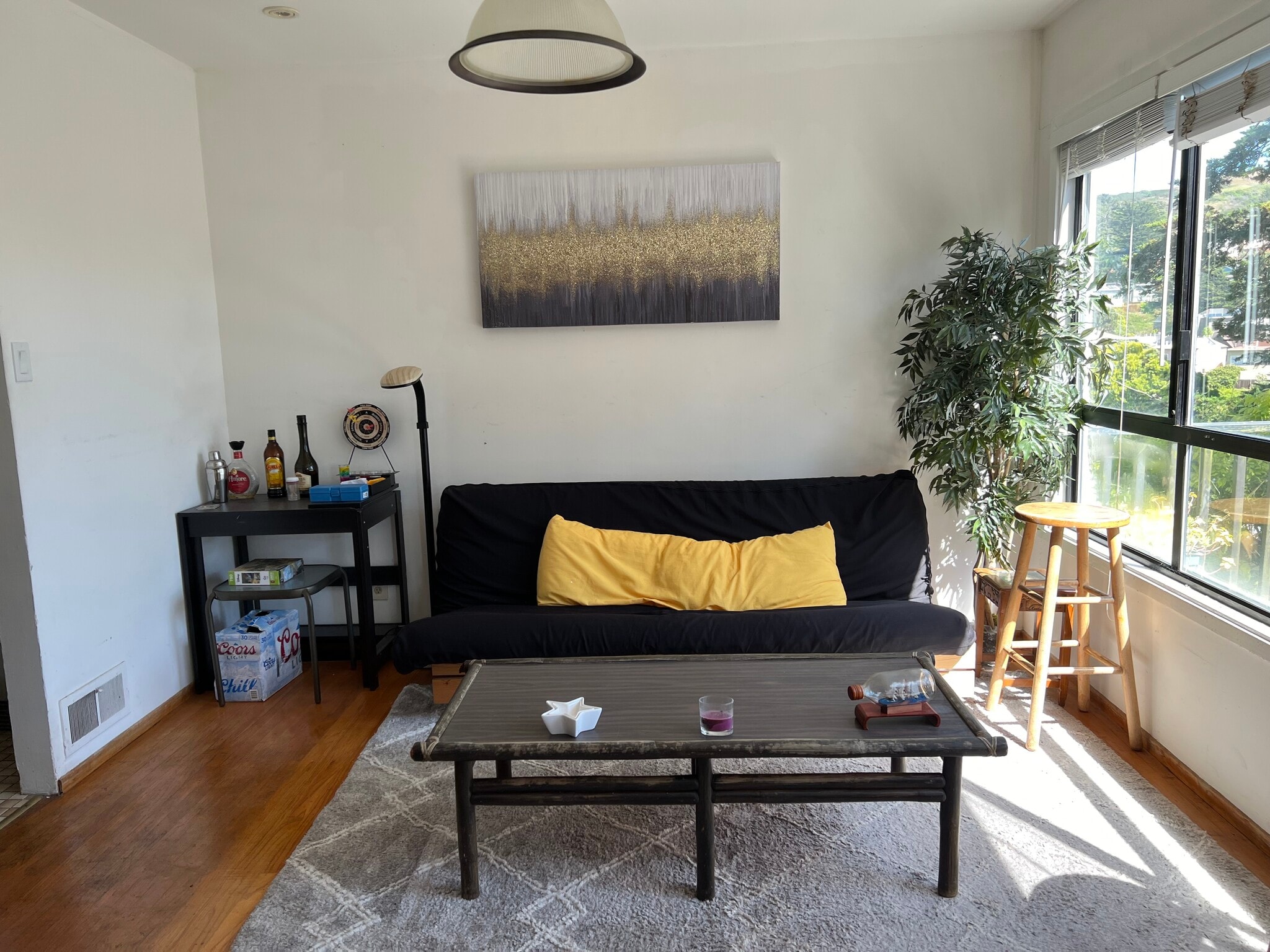 Den - 409 Dellbrook Ave