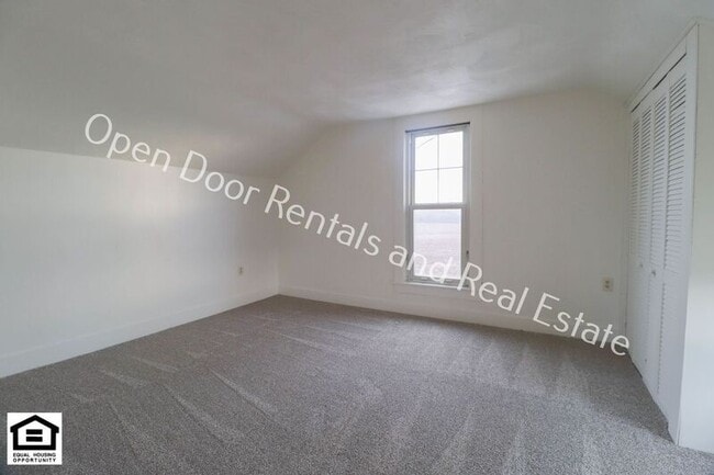 Building Photo - 9817 Stellhorn Rd