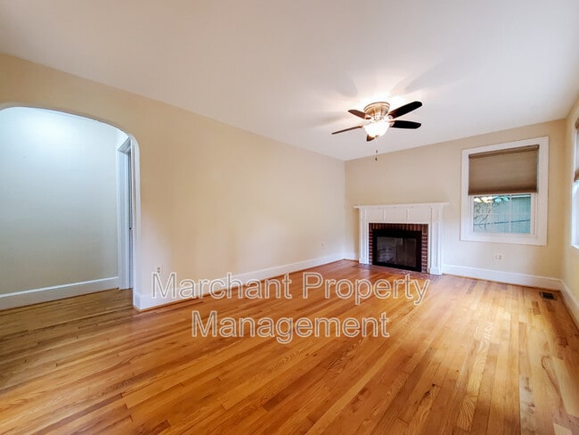 Building Photo - 333 Ridgecrest Dr