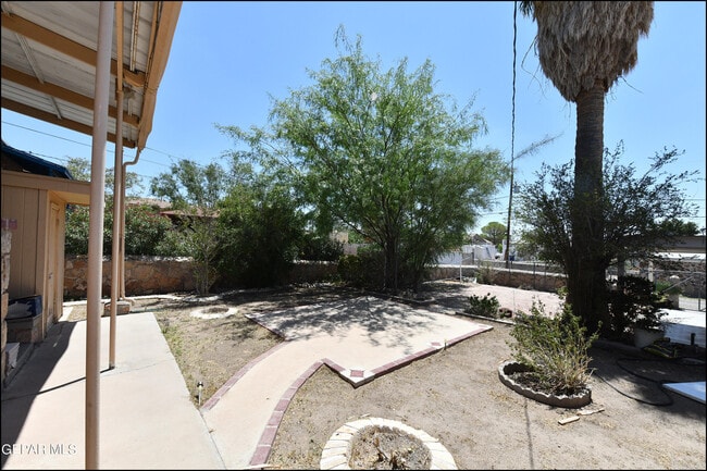 Building Photo - 4526 Bliss Ave