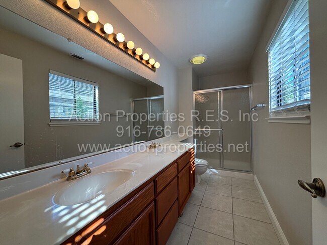Building Photo - MOVE-IN SPECIAL! Gated Johnson Ranch: 3 Be...