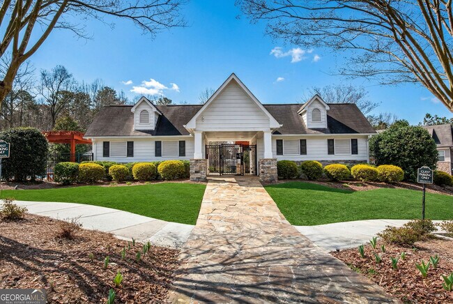 Building Photo - 3194 Cedar Glade Ln NE