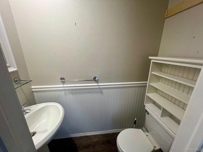 Building Photo - 28 Stratford Rd