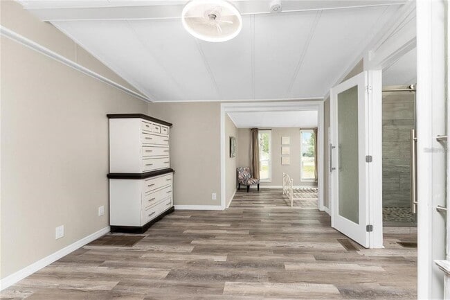 Building Photo - 15430 Olive Cir