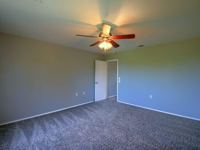 Building Photo - 9109 Indigo Sky Dr