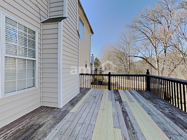 Building Photo - 320 Lazy Willow Lane