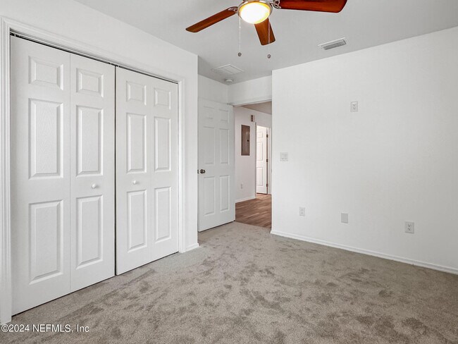 Building Photo - 2220 Flesher Ave