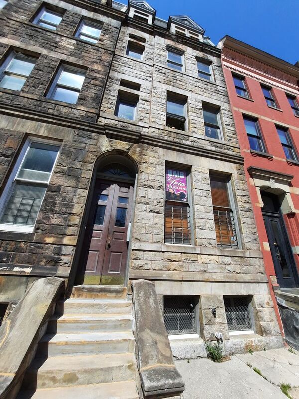 Primary Photo - 12 E Biddle St