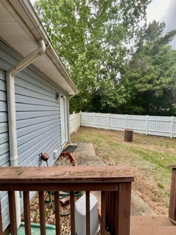 Building Photo - 10820 Co Rd 1