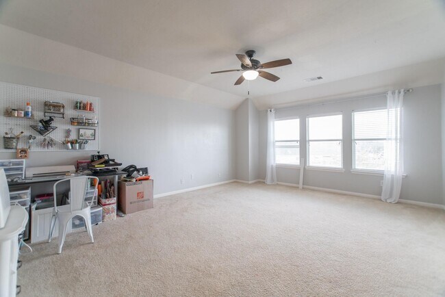 Building Photo - 2823 Sage Bluff Ave