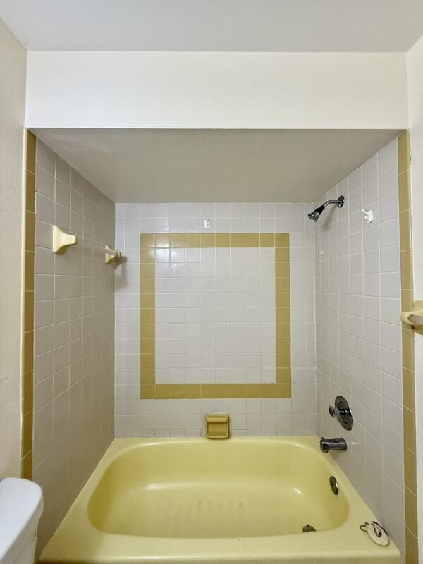 Building Photo - 714 Caribou Dr