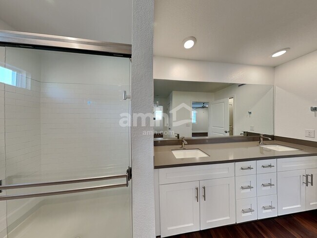 Building Photo - 8845 Carmine Cob Ave