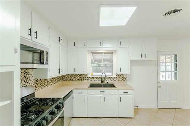 Building Photo - 816 S Burdette Ave