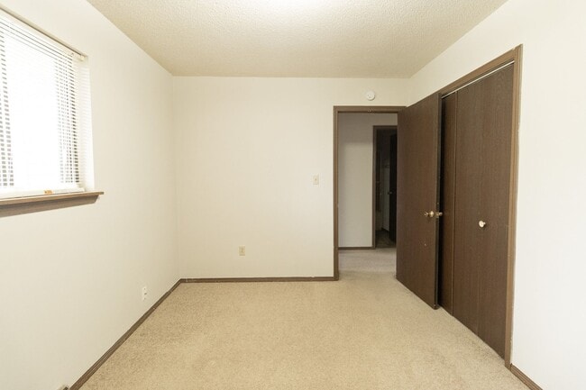 Building Photo - 3616-3618 Sugar Tree Lane