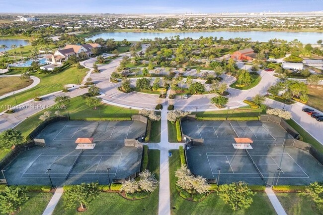 Building Photo - 19594 Broad Shore Walk