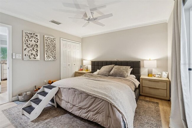 Building Photo - 2302 S Arrawana Ave