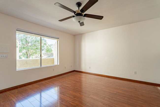 Building Photo - Ready to Move In - Two Bedrooms!