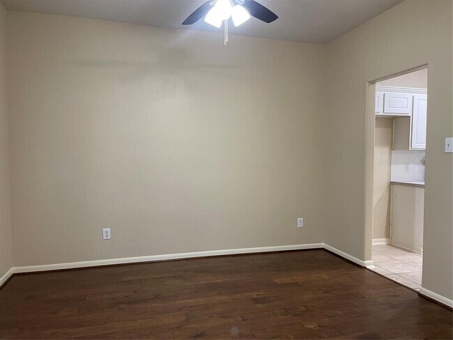 Building Photo - 14118 Millglen Ct