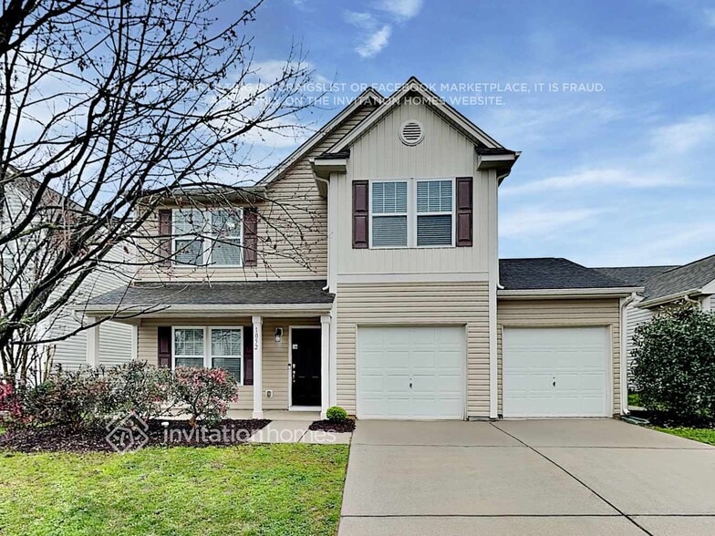 Primary Photo - 1052 Sapphire Dr