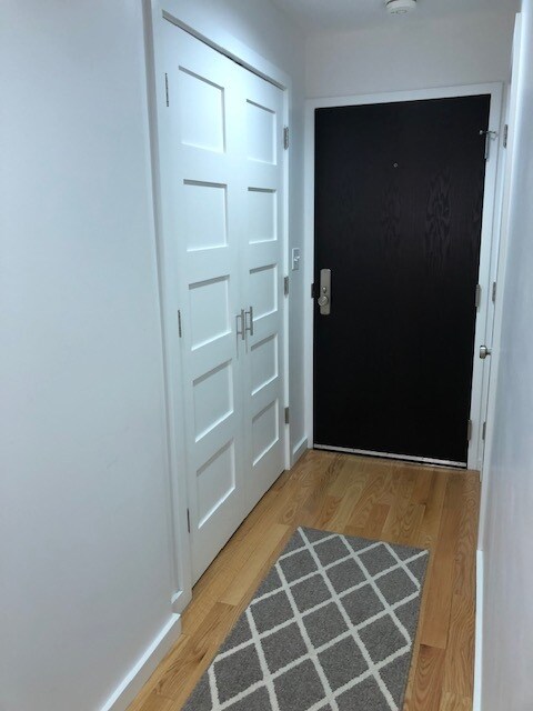 Building Photo - 101 Broad St