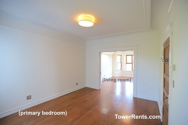 Building Photo - 351-353-353 Richland Ave