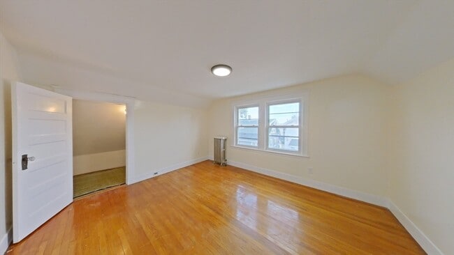 Building Photo - 204 Marlboro St