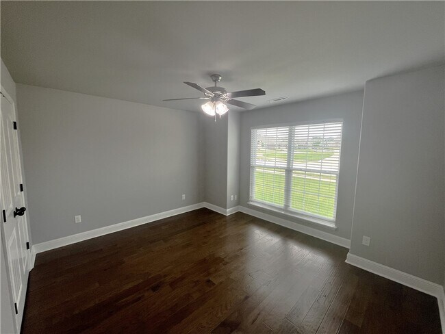 Building Photo - 3661 Ambrosia Ln