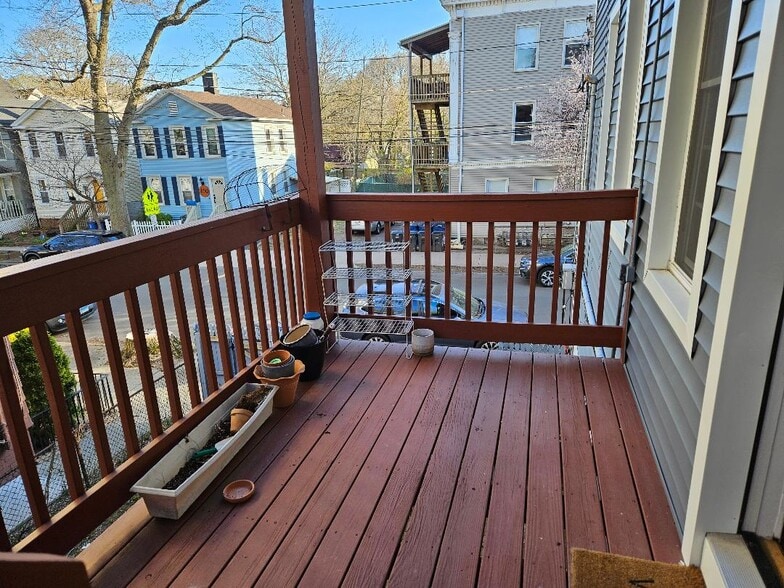 Building Photo - 161 Nicoll St