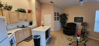 Building Photo - 9941 Perfect Dr