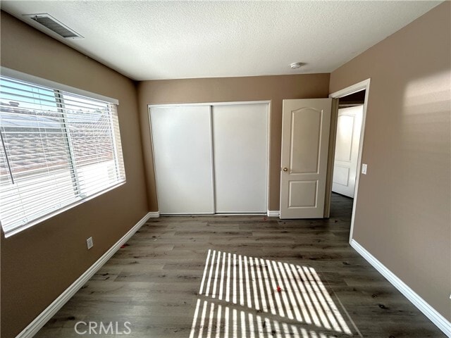 Building Photo - 4525 Torrey Pines Dr